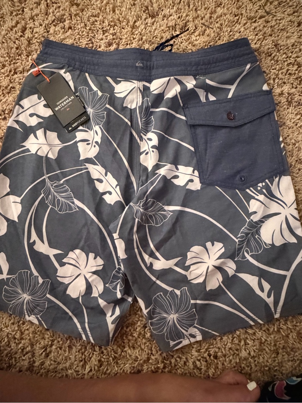 Quiksilver Men’s Navy Blue White Floral Board Shorts